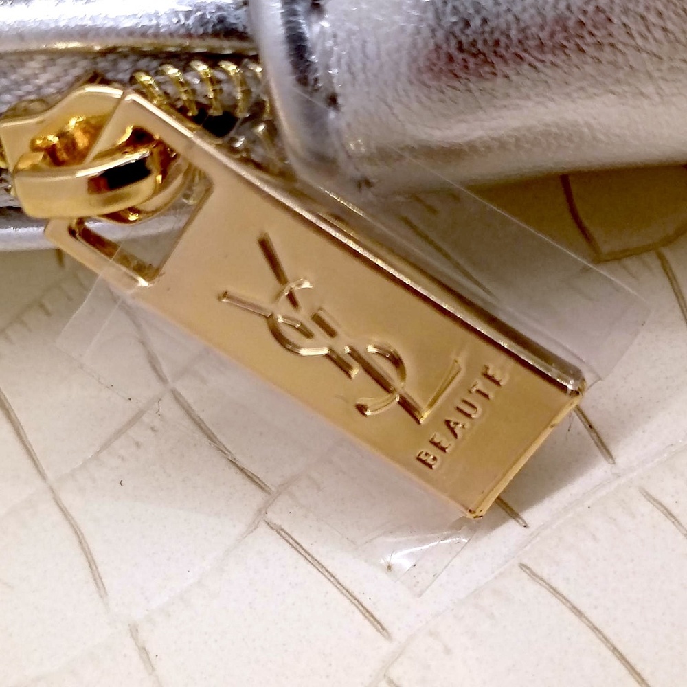 Yves Saint Laurent YSL Silver Bag Makeup Cosmetic Pouch Beaute Case NEW - Picture 5 of 7